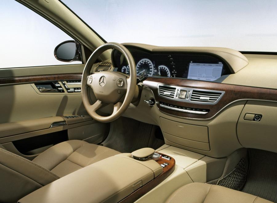  Mercedes-Benz S-Class 2007 года  (фото 146 из 414)